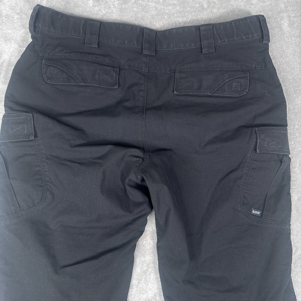 5.11 Tactical Stryke Cargo Pants Black Men Size 40x34 Ripstop Multi-Pocket Work - Picture 5 of 12